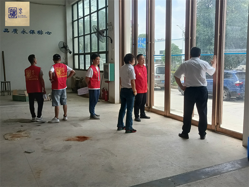 見(jiàn)血誤工不安全！別讓“三無(wú)”南寧裝修公司坑慘了你！